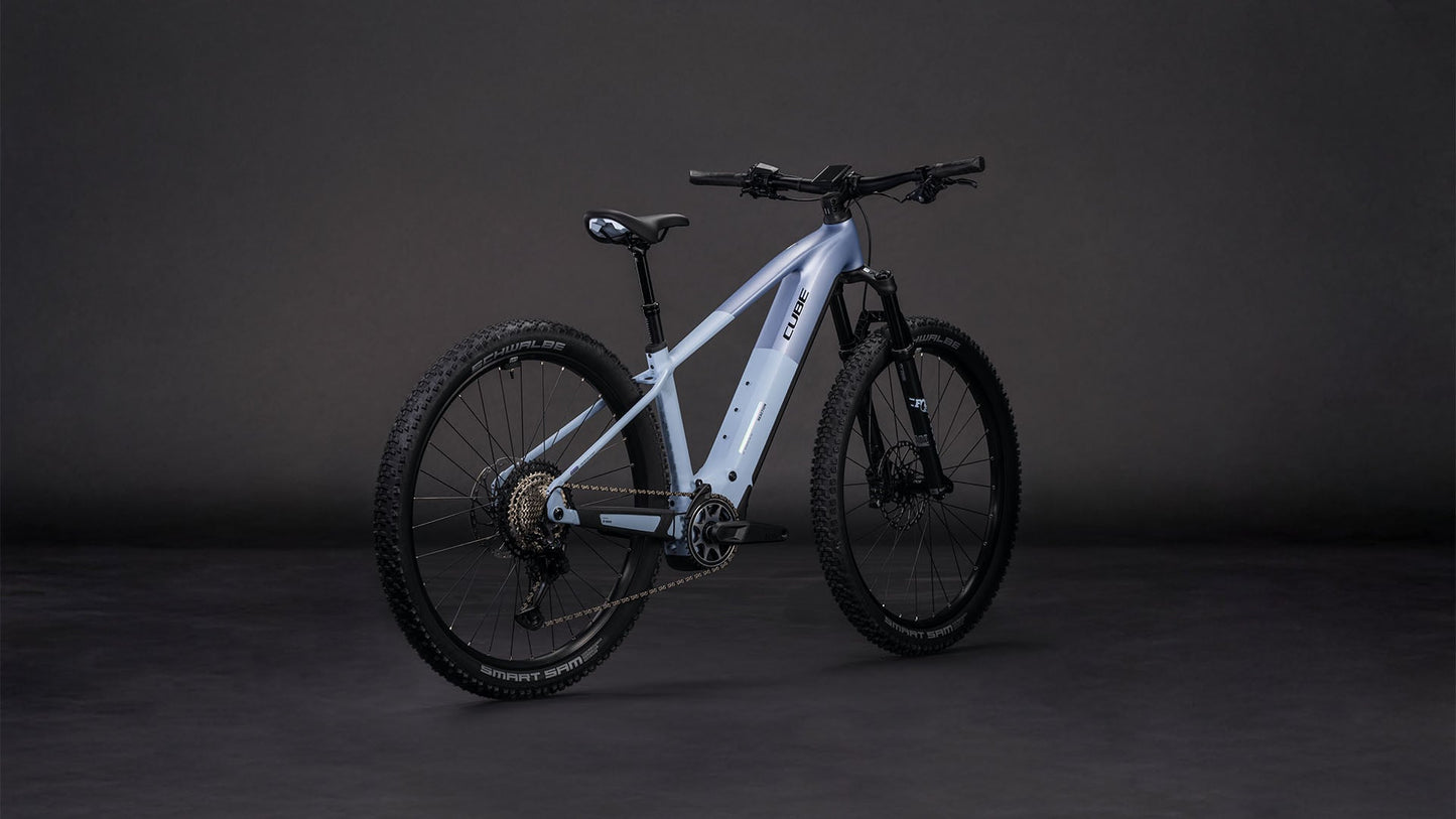Cube Reaction Hybrid SLX 800
