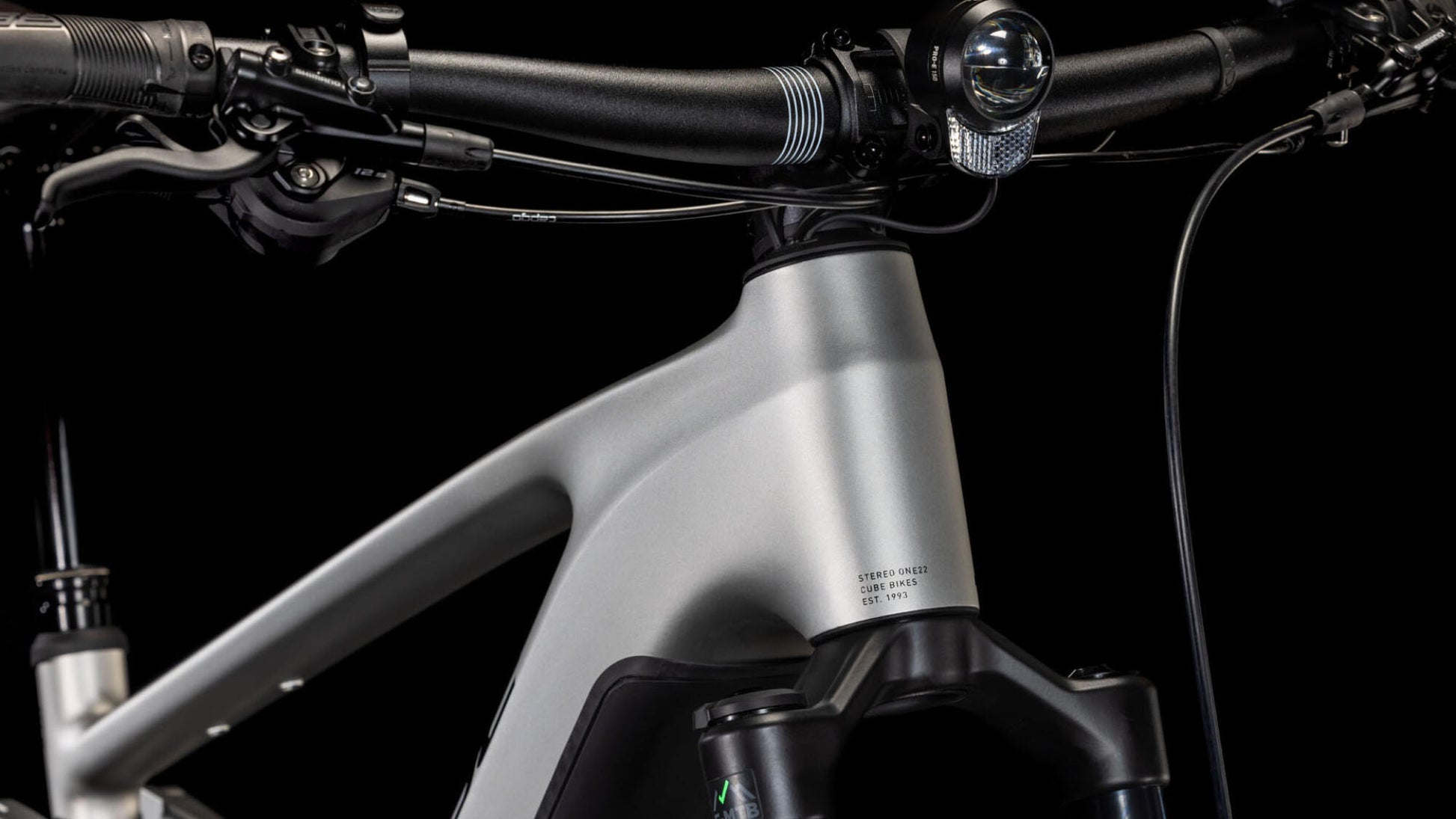 Cube Stereo Hyb. ONE22 Race 800 Allroad silver´n´black