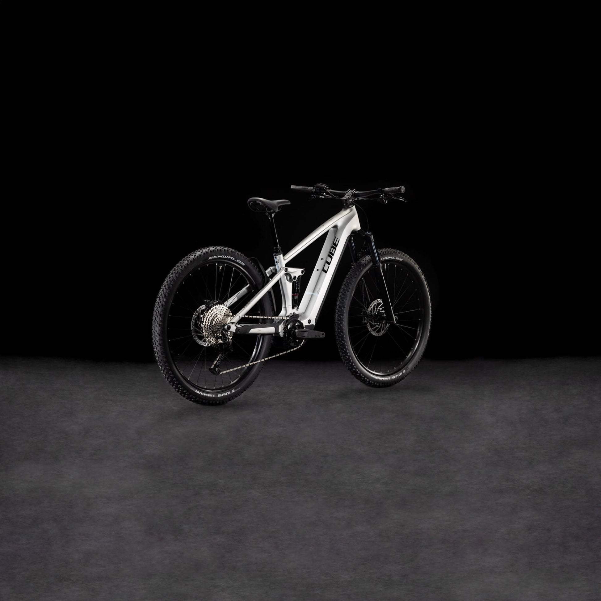 Cube Stereo Hybrid ONE22 Race silver´n´black