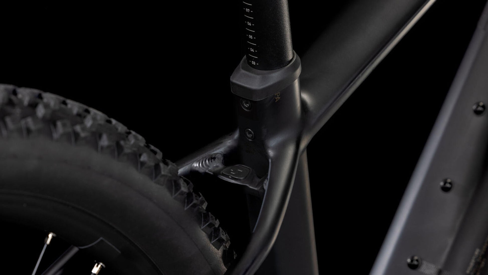 Cube Reaction Hybrid ONE 800 blackline XL