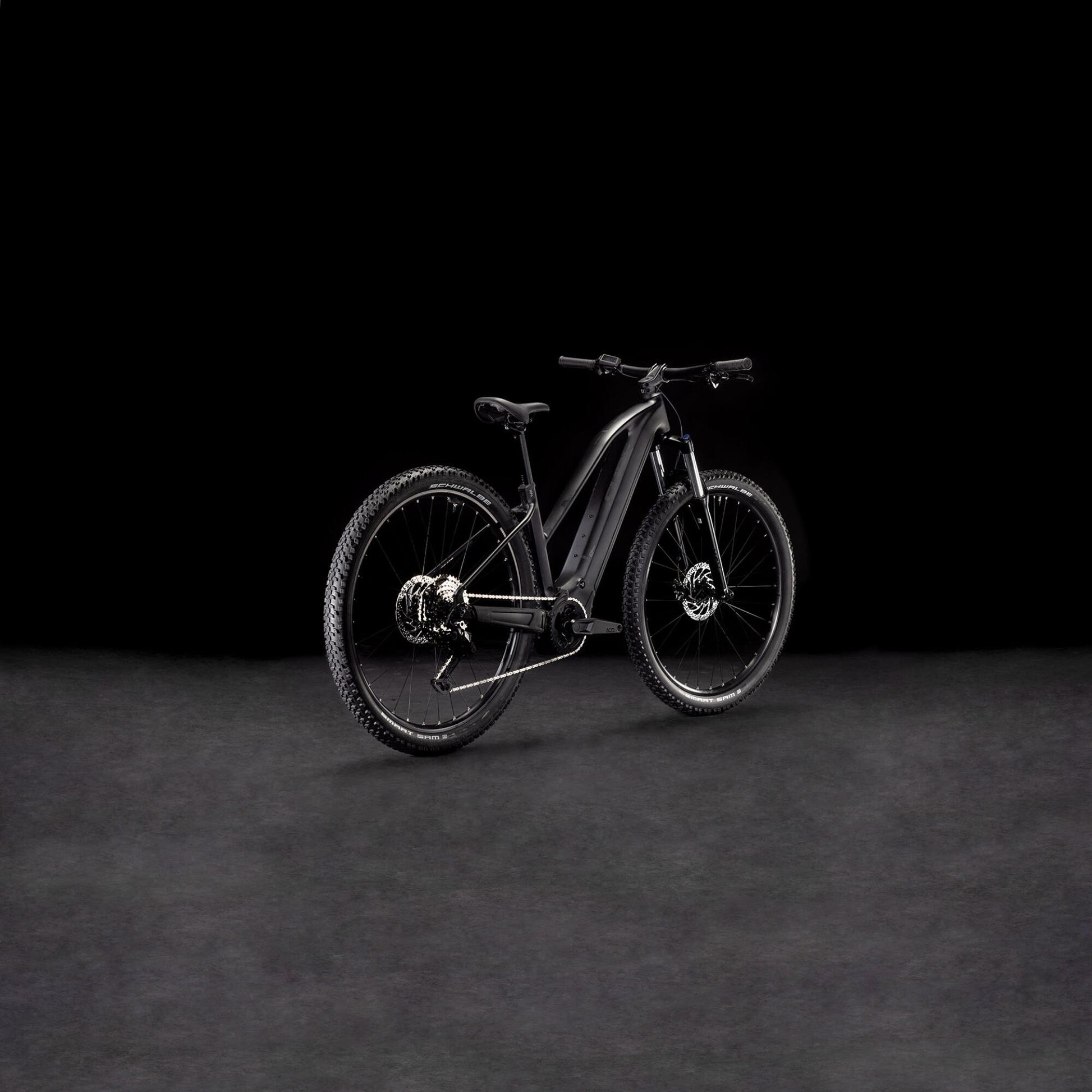 Cube Reaction Hybrid ONE 800 blackline