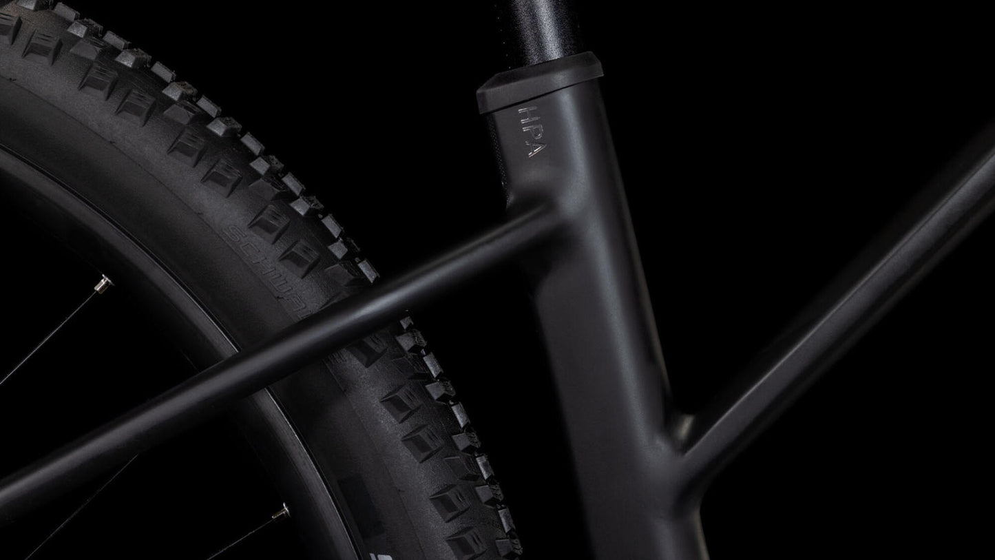 Cube Reaction Hybrid ONE 800 blackline