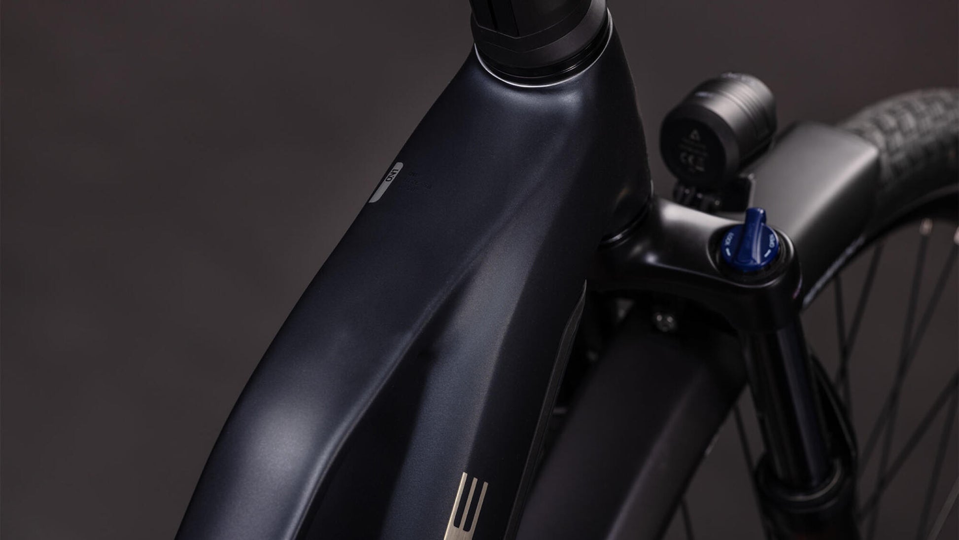 Cube Touring Hybrid ONE 600 Trapez 600Wh coal´n´chrome