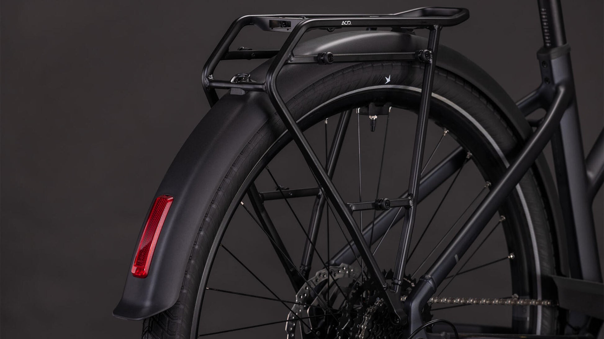 Cube Touring Hybrid ONE 600 Trapez 600Wh coal´n´chrome