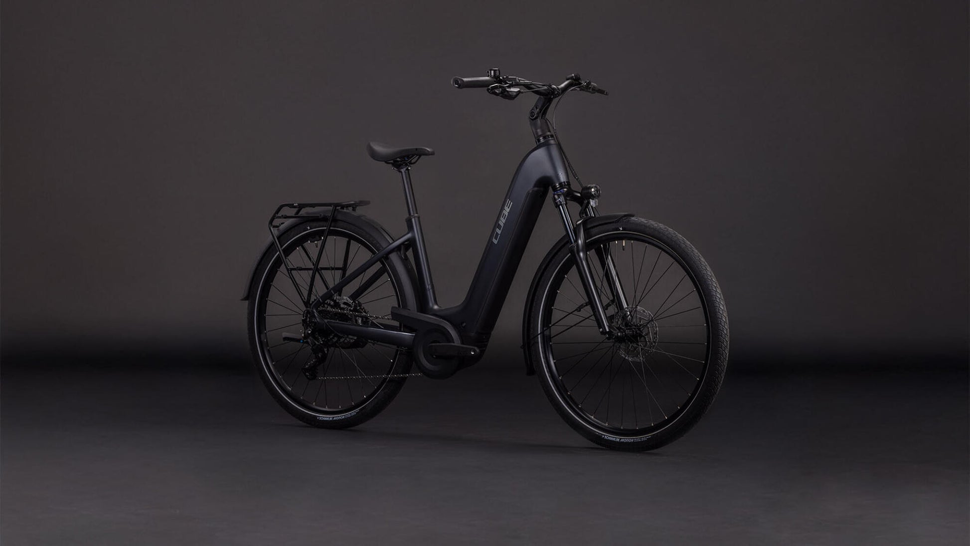 Cube Touring Hybrid ONE 600 coal´n´chrome