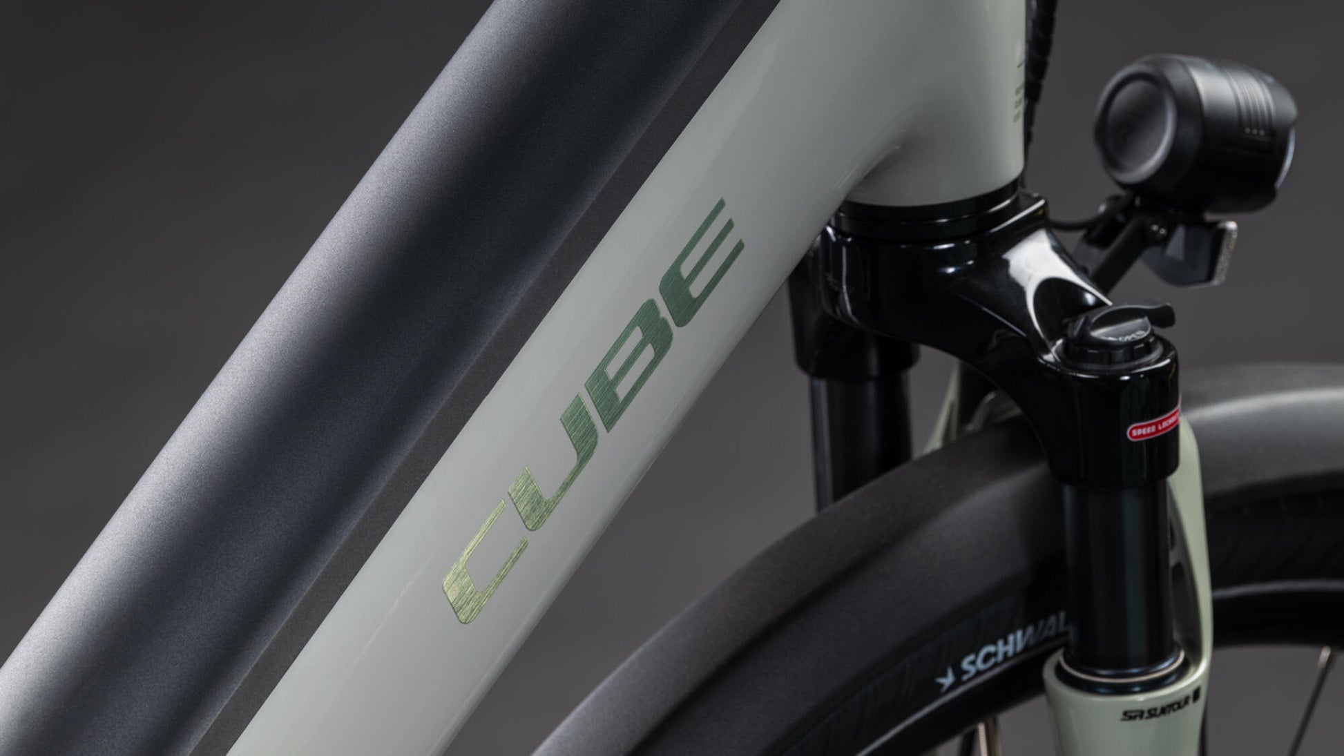 Cube Supreme Hybrid Deluxe ONE Wave 600Wh ashgreen´n´chrome