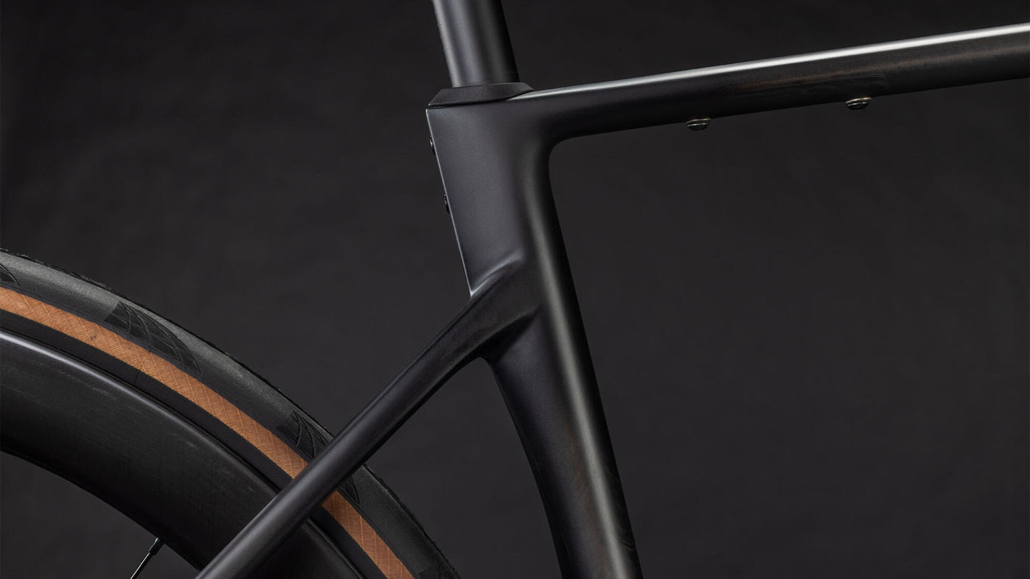Cube Attain C:62 SLT carbon´n´coalchrome